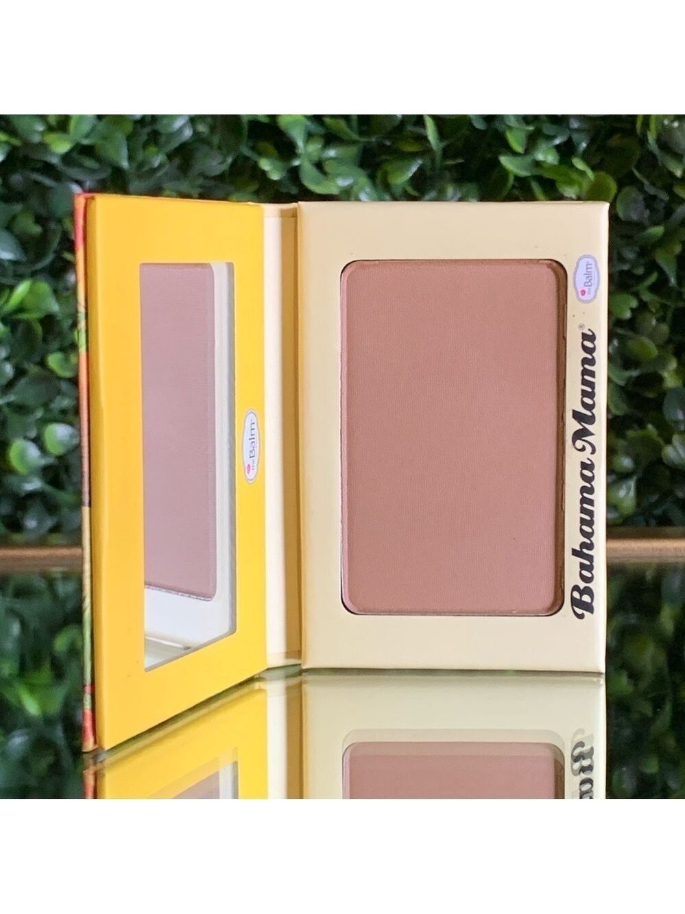 theBalm BAHAMA MAMA Bronzer Powder Matte | NEW | The Balm | Full Size - Picture 3 of 11